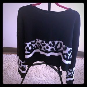 Cropped Pullover Sweater